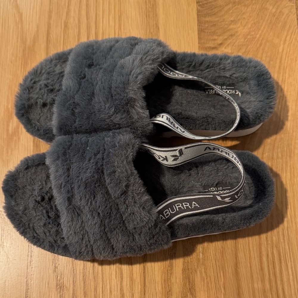 Kookaburra by Ugg kid’s slippers